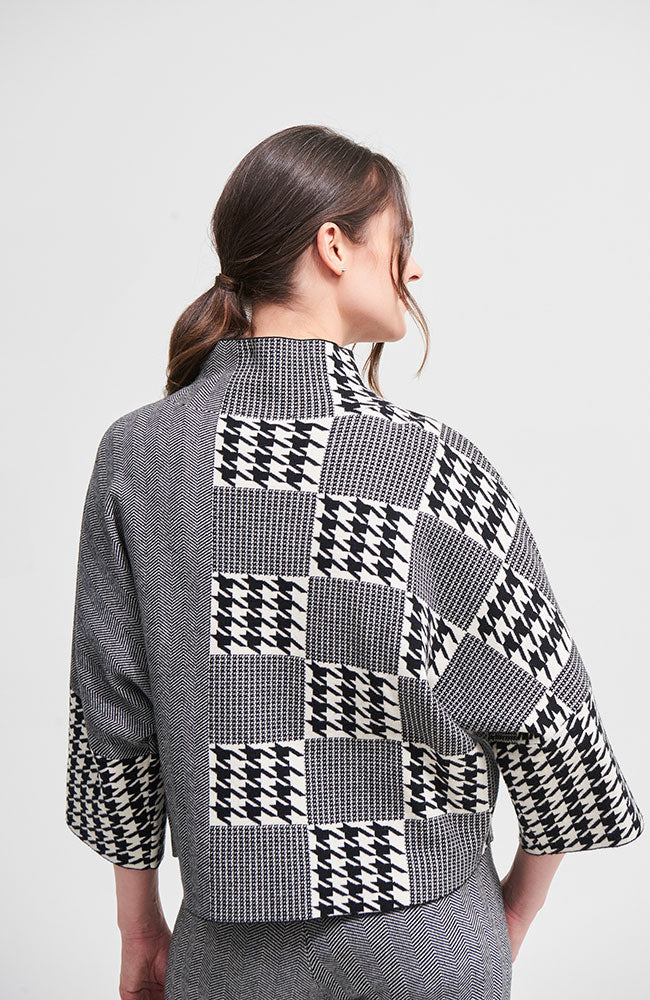 Herringbone Mock Neck Top in Black Vanilla