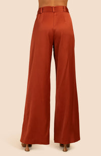 Indira Pant in Cinnamon