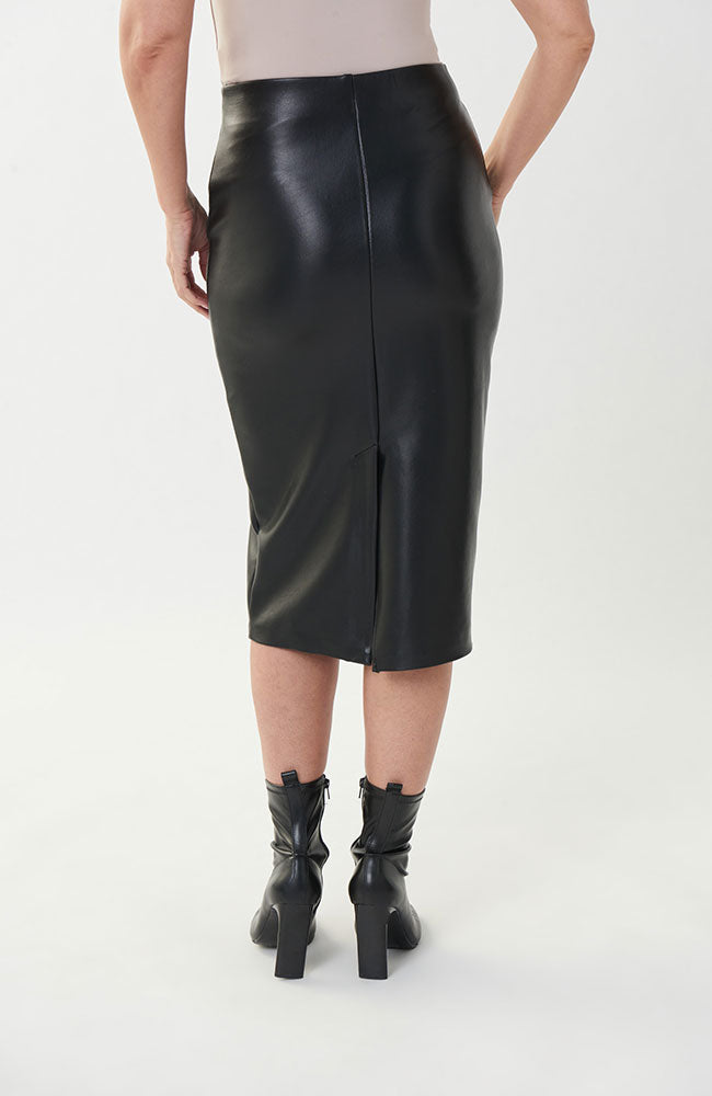 Leatherette Pencil Skirt in Black