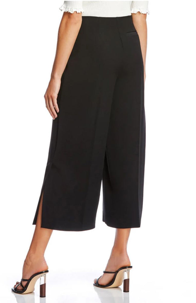 Sabrina Pant