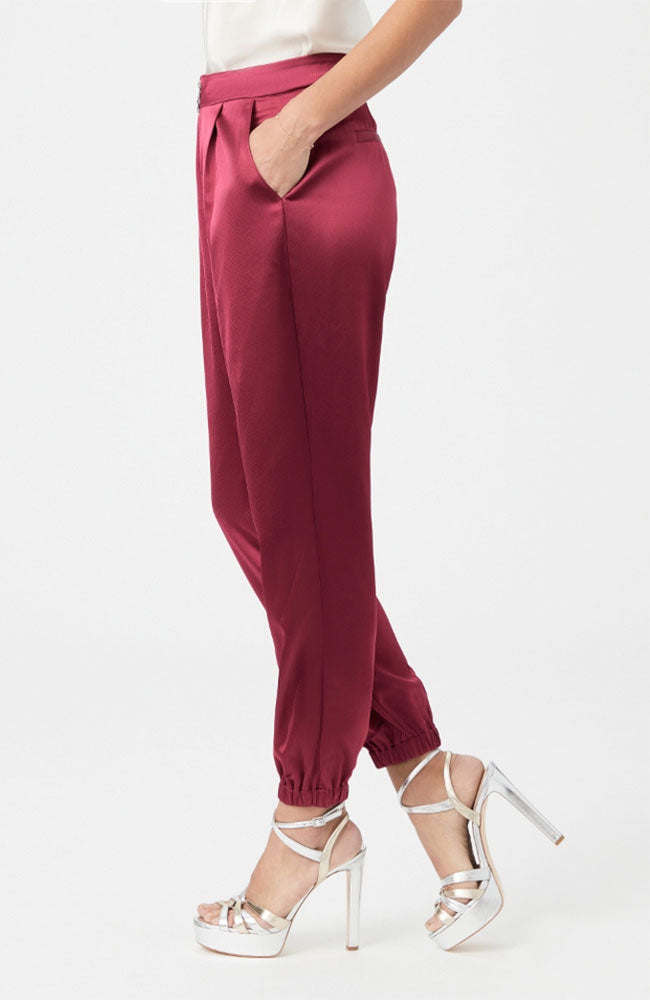 Elyse Jogger in Mulberry