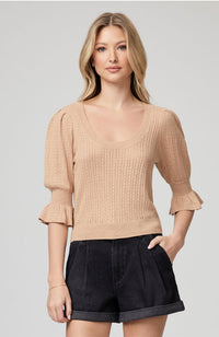 Magnolia Top in Soft Camel