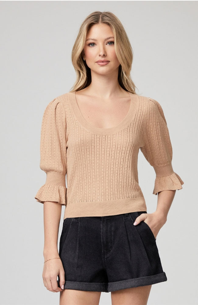 Magnolia Top in Soft Camel