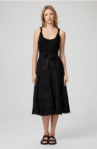 Samosa Midi Dress in Black.