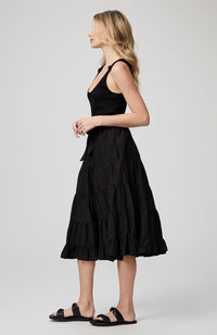 Samosa Midi Dress in Black.