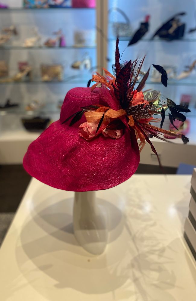Attitudes Hat Maroon