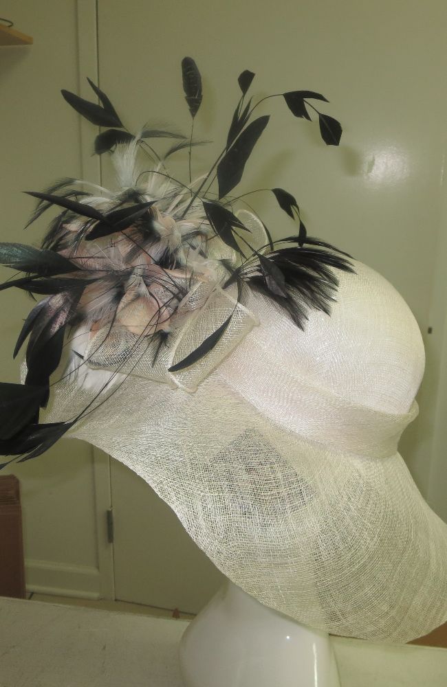 Kind Hat Ivory