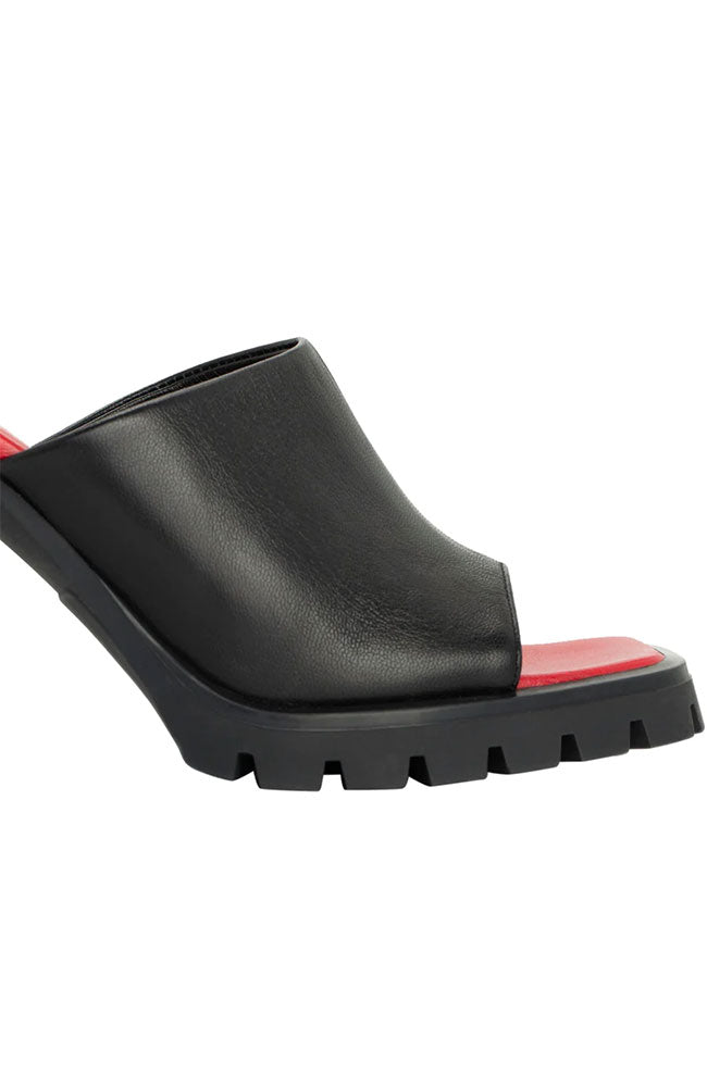 Amy Nappa Leather Heel Black