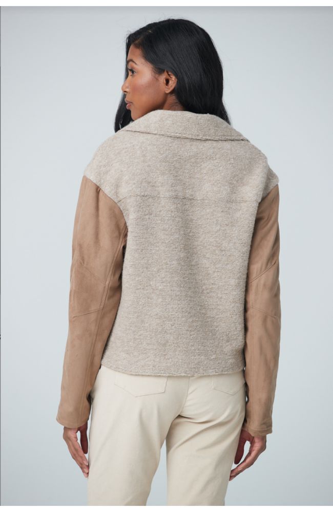 Short Jacket Curve Sleeve