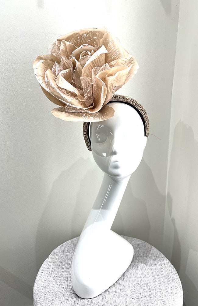Fascinator Stone Band Taupe Flower