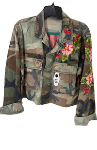 Plaid Chintz on Gr Camo Cropped with Appliques