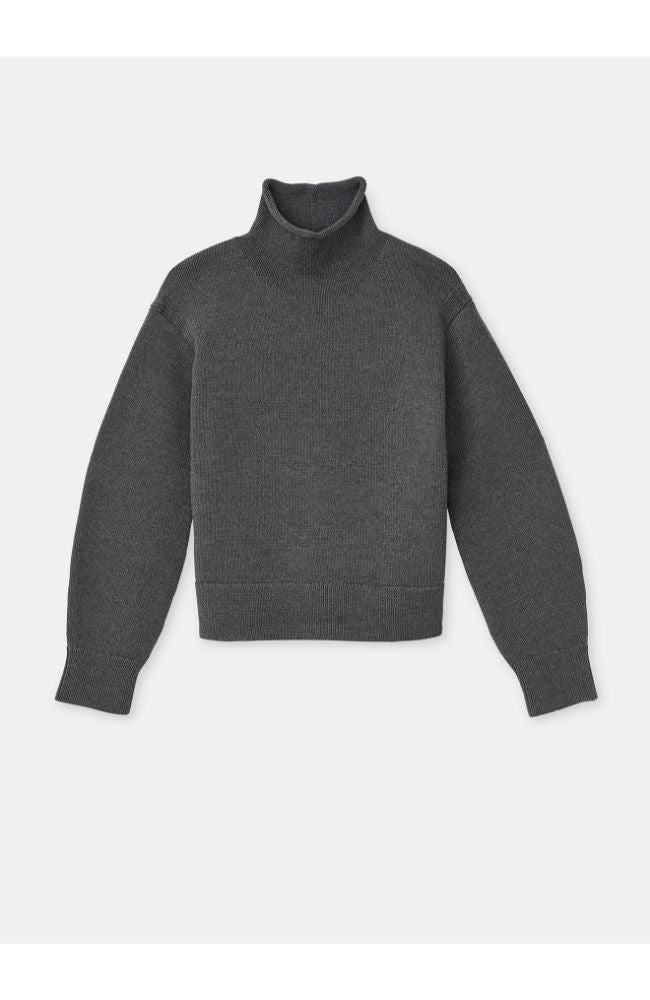 MWAP5RKW66 Rounded Sleeve TNeck