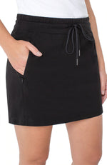 Pull on Knit Skort in Black