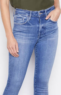 Le One Skinny Crop Jean in Sapphire