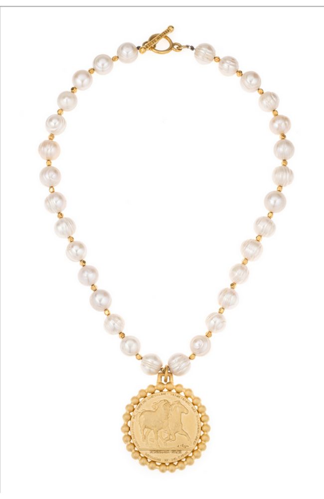 17" Freshwater Pearls with Les Cheveaux Medallion