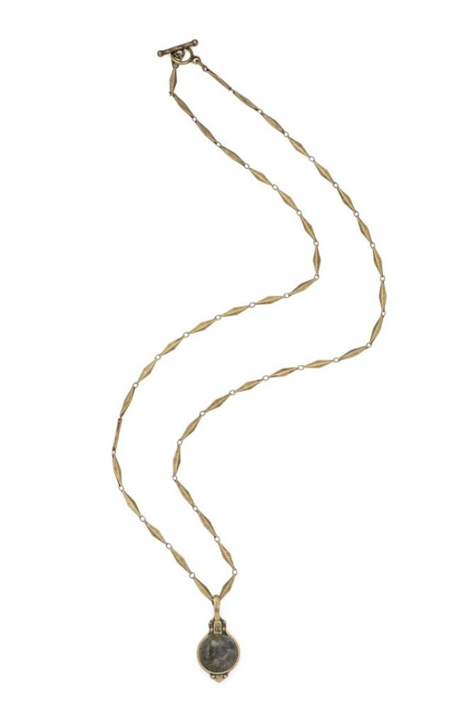 35" Diamont Chain with Labradorite Cabochon