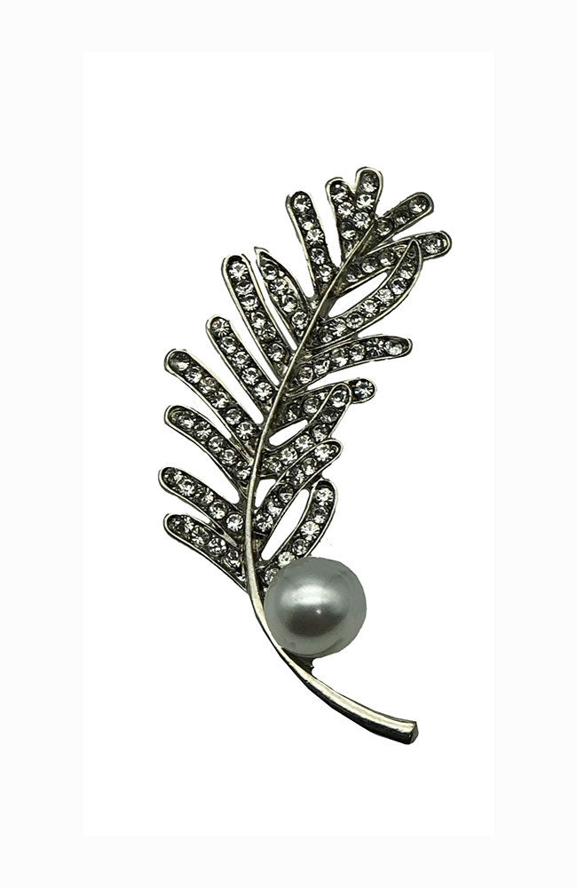 Stem Brooch with Leaves Pearl Medium