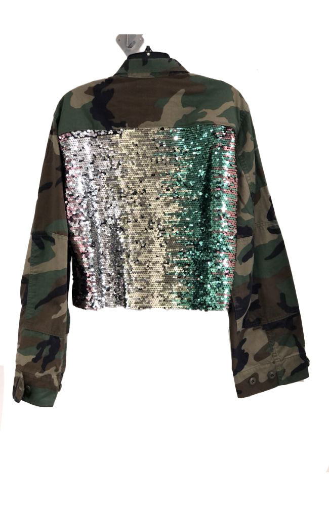 0045 Spumoni Green Camo Crop Lg Butterfly Patch