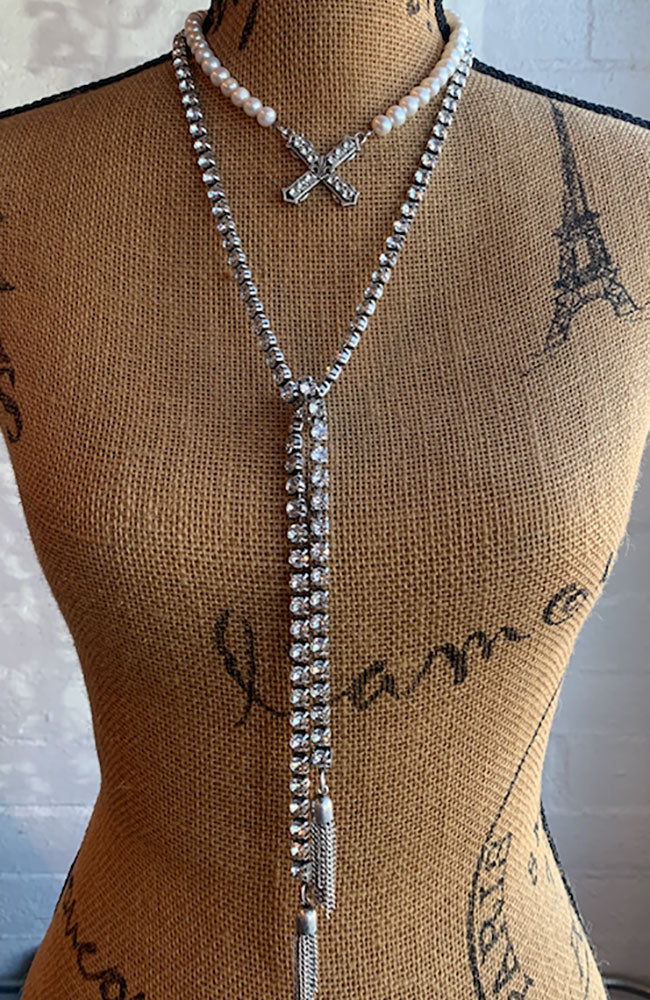 17-48" French Kiss Pearl Lariat