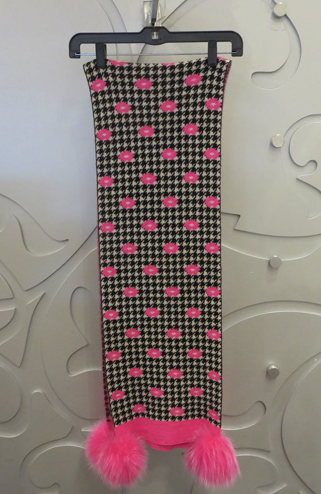 Scarf Houndstooth & Lips