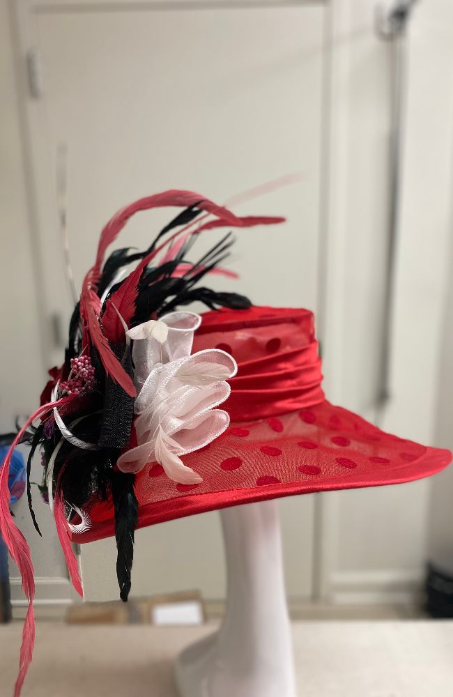 Hat Red Dot