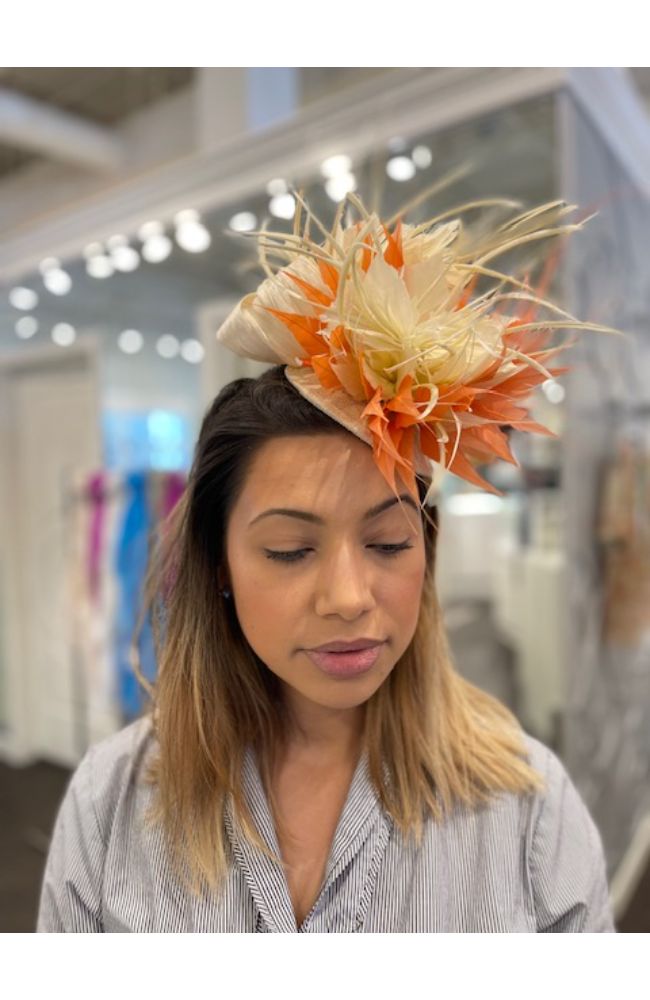 Layla Ivory & Peach Feathers