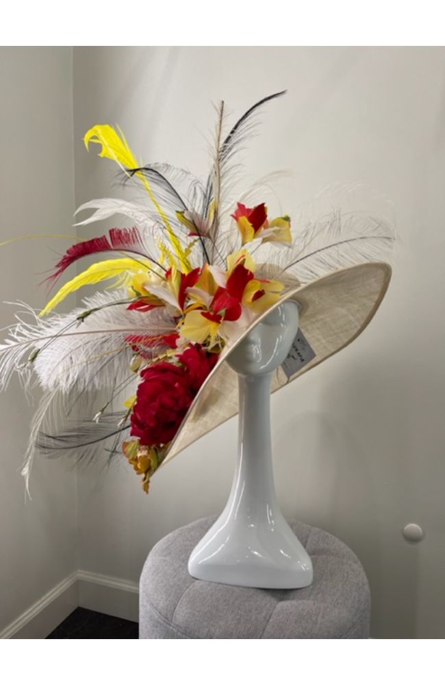 Savana Cream Hat with Red Flowers
