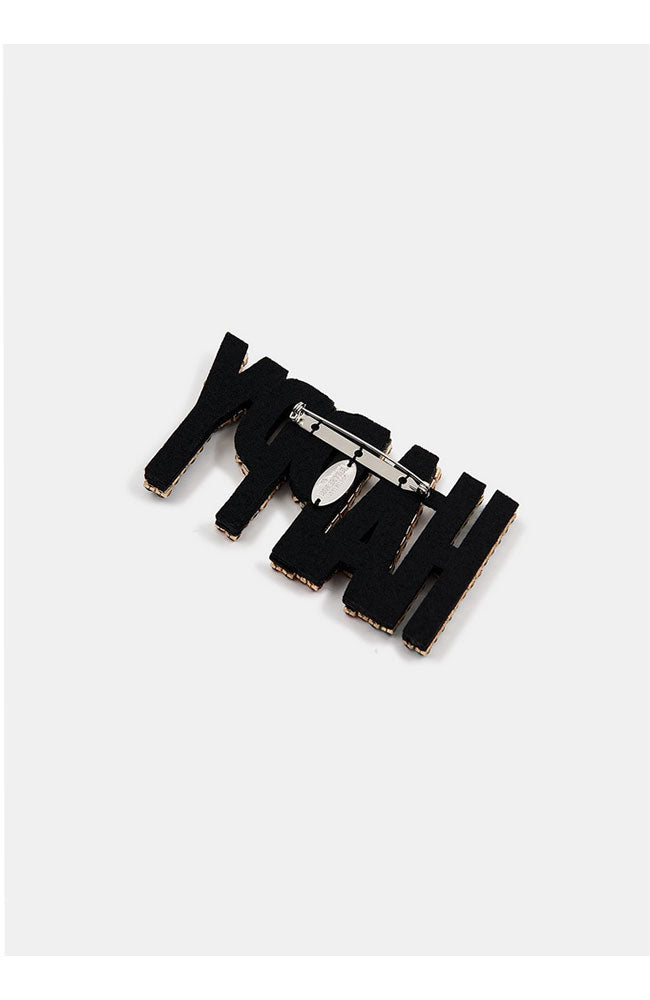 Chappy Brooche