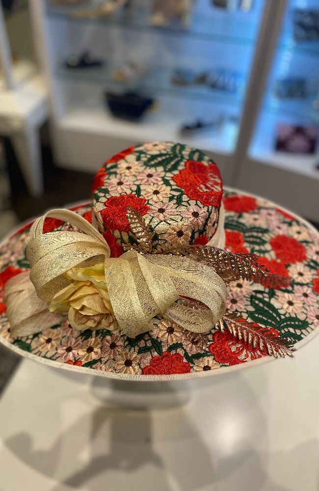 Hat Print with Flower