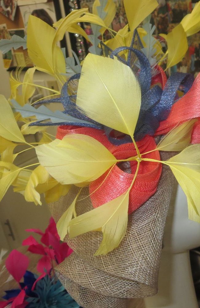 Fascinator Coral Blue Yellow