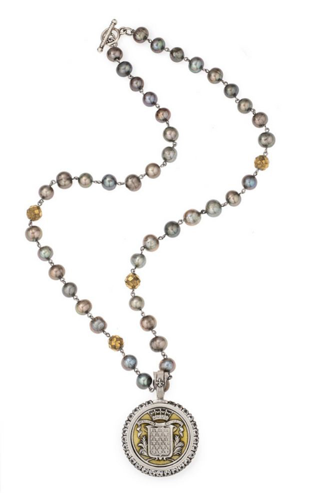 28" Emerald Pearl LInkage Mont Joye Medallion
